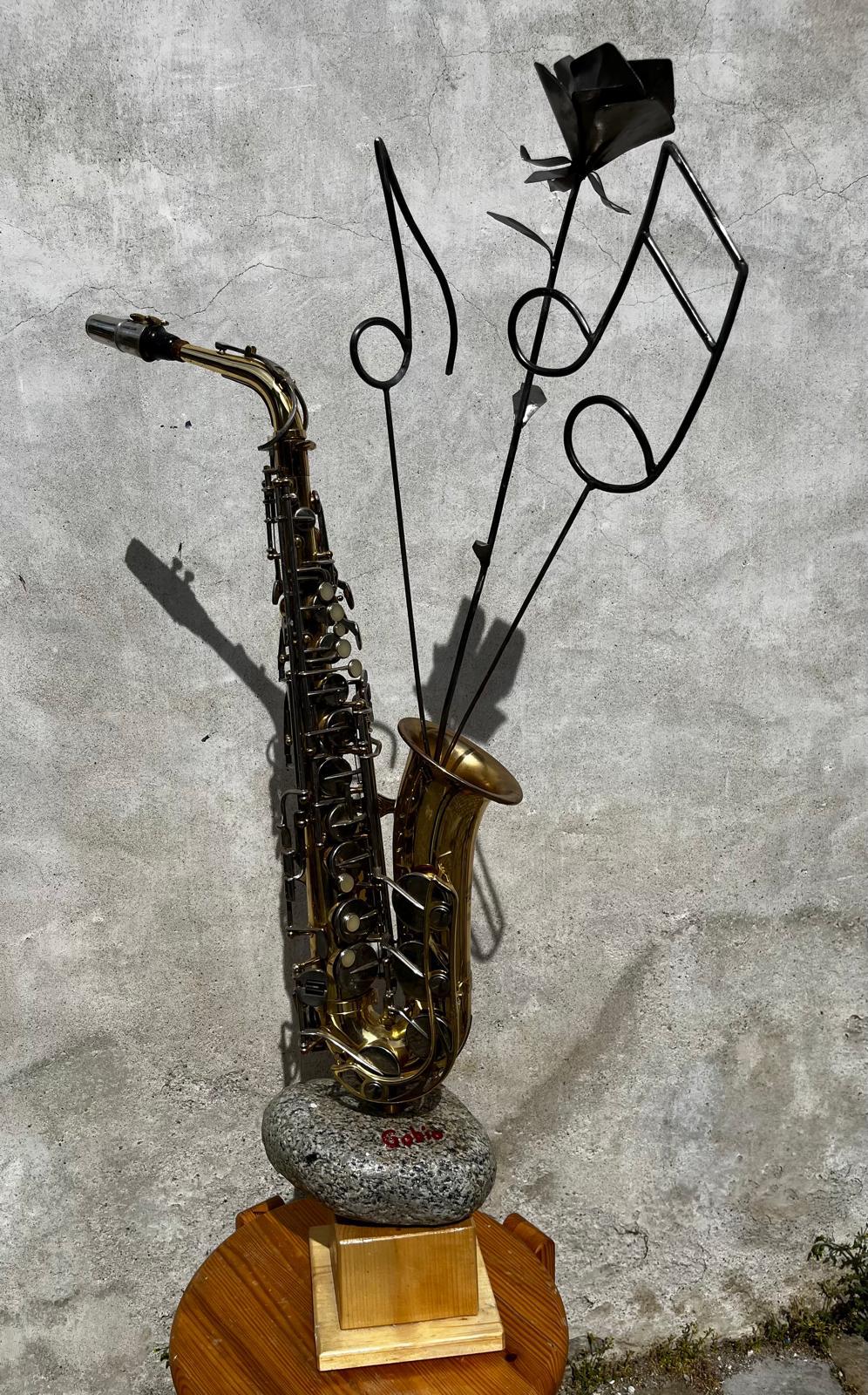 Saxophone décoré par Gobio