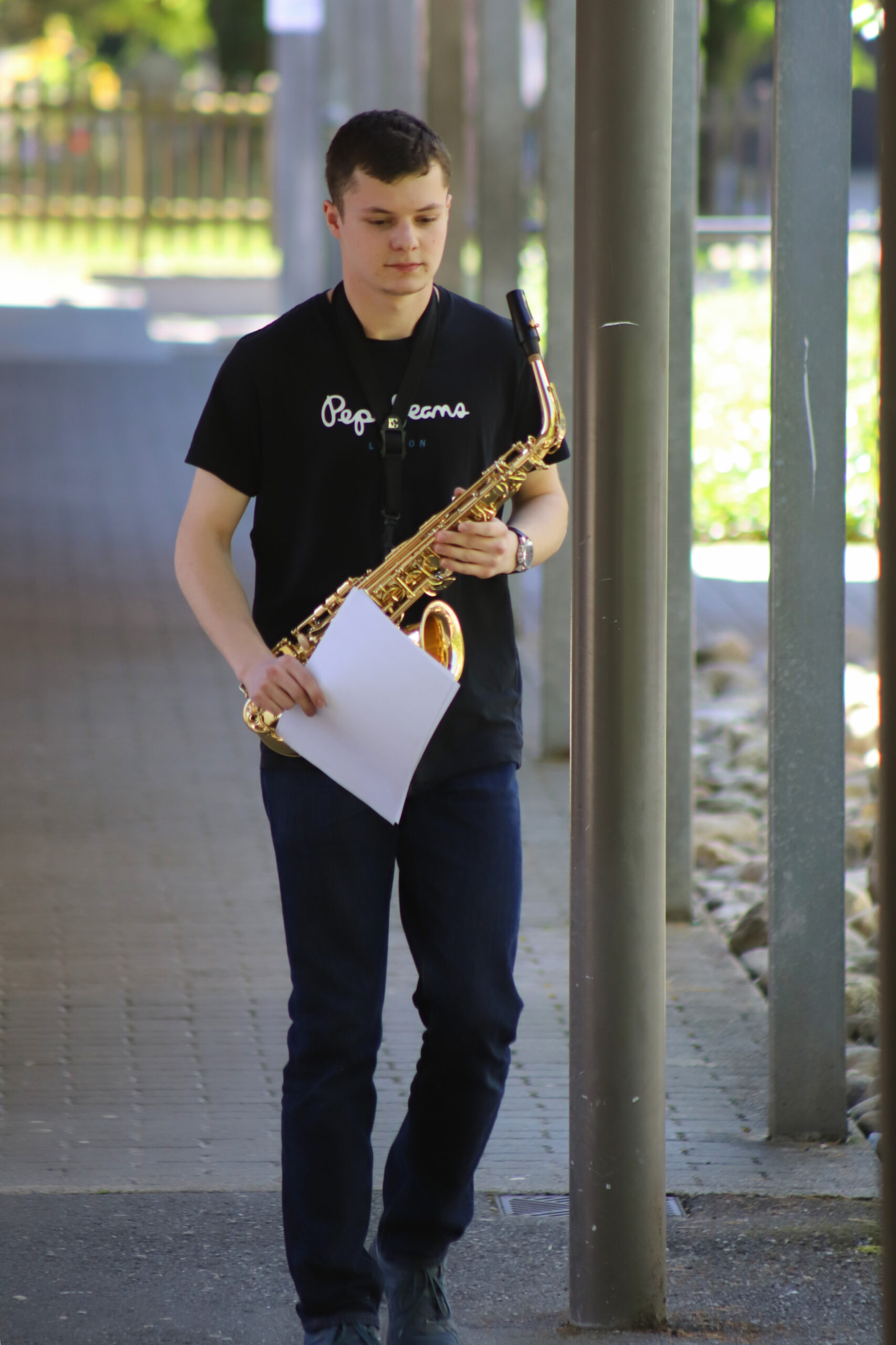 Saxophoniste avant sa prestation
